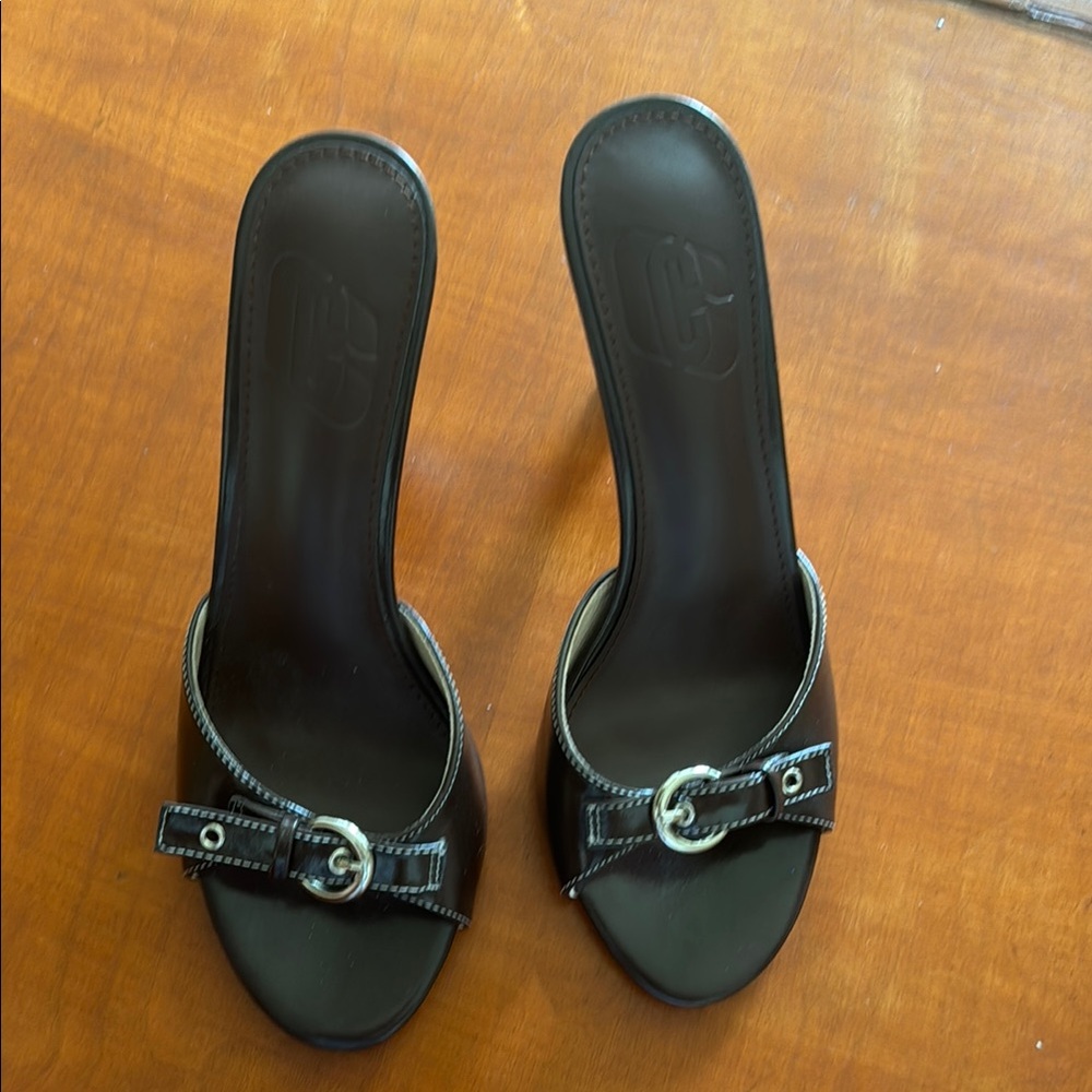 Cute kitten heels